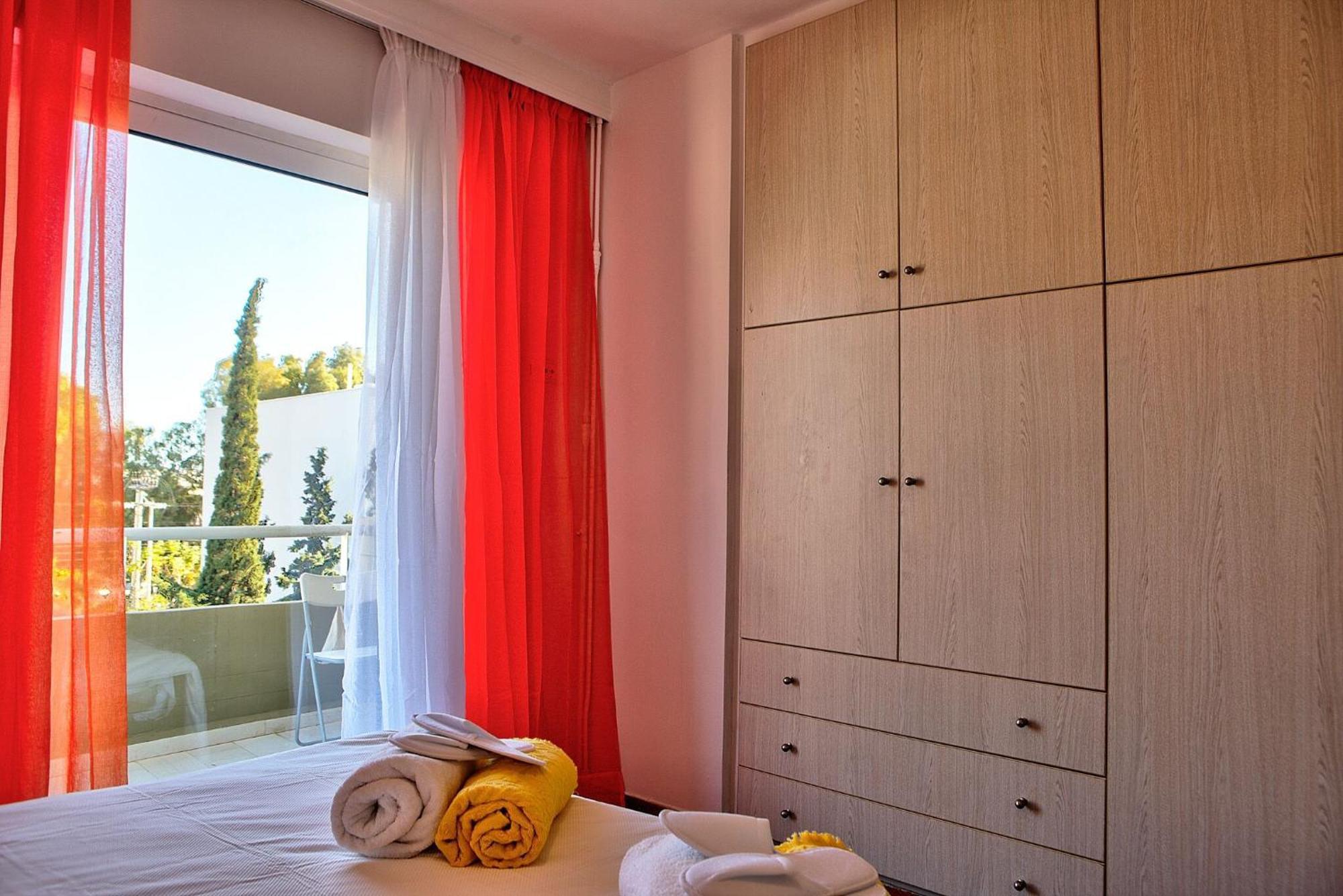 Beautiful In Glyfada Center Appartement Athene