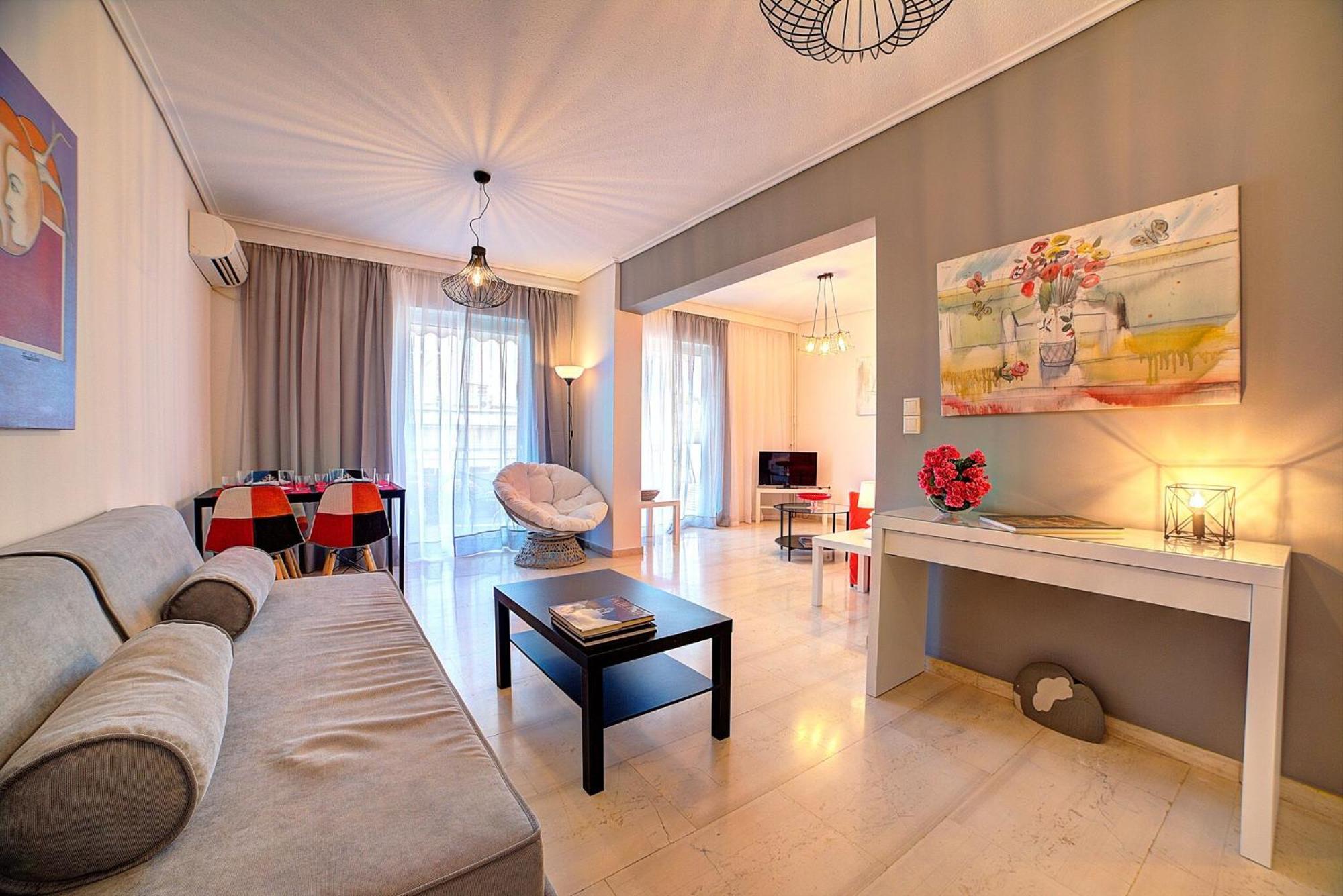 Appartement Beautiful In Glyfada Center *