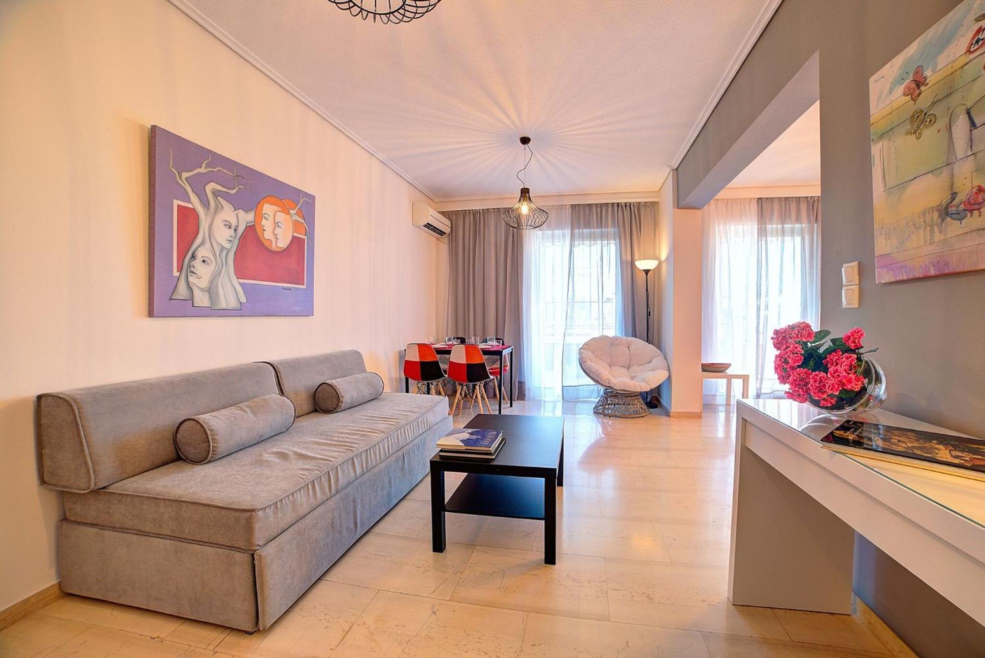 Beautiful In Glyfada Center Αθήνα