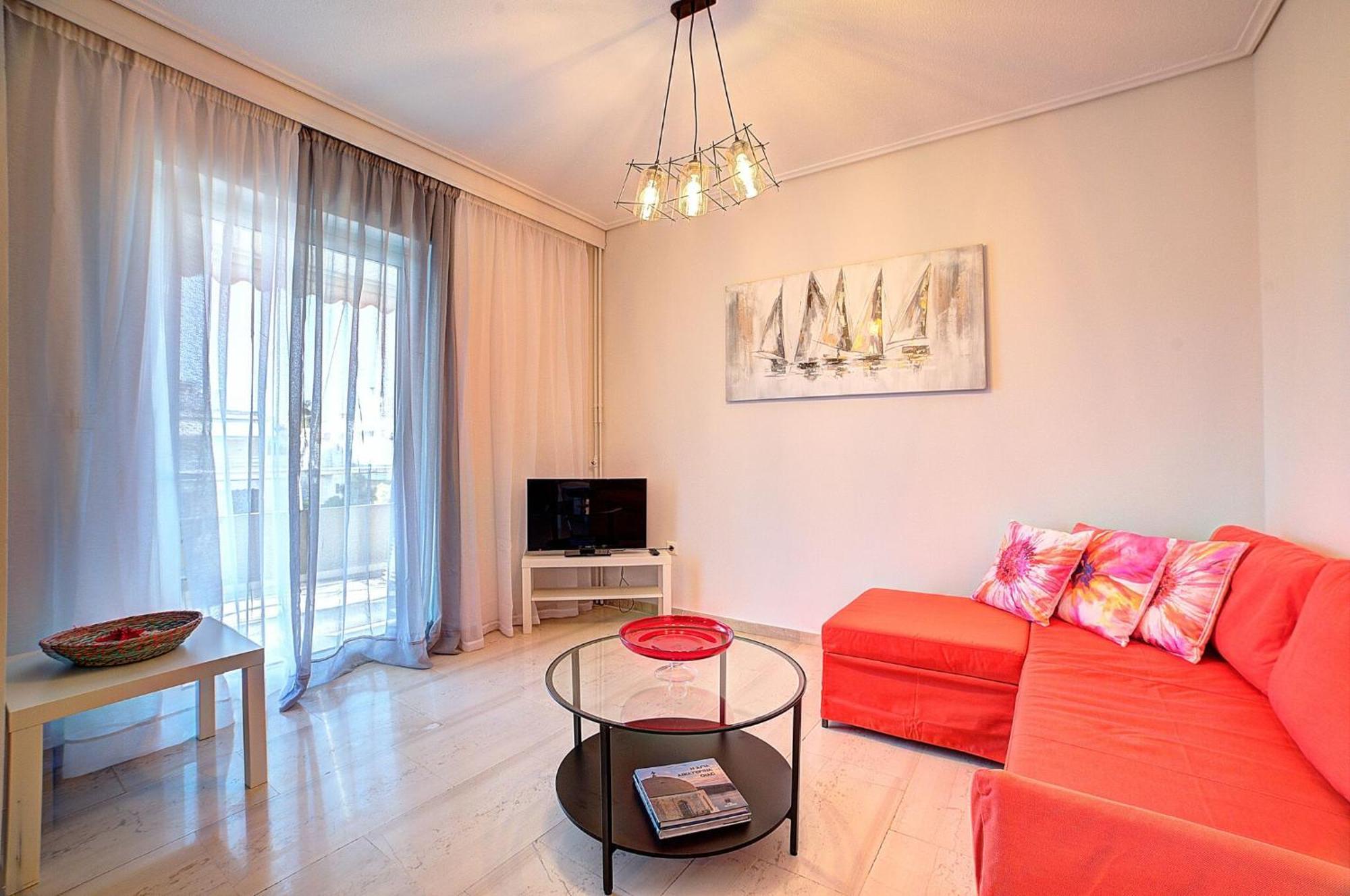 Beautiful In Glyfada Center Appartement *
